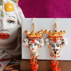 Orecchini siciliani con teste di moro in ceramica di caltagirone e corallo rosso