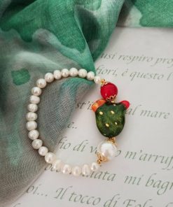 Pearl bracelet with sicily ceramic prickly pear