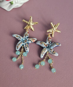 orecchini siciliani con stelle marine in ceramica di caltagirone e giada verde acqua