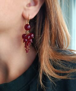 Alternative view of Orecchini a Grappolo con Agata Borgogna