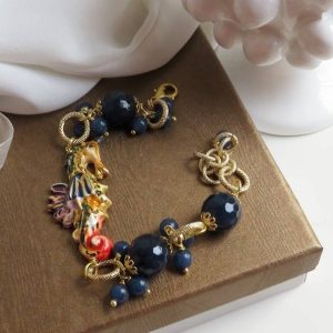 Bracciale siciliano con cavalluccio in ceramica di Caltagirone