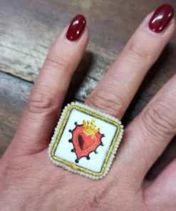 Anello con mattonella cuore sacro in ceramica di caltagirone