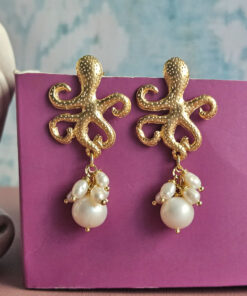 Alternative view of Orecchini Polipetti con Perle di Fiume