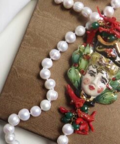 Alternative view of Collana Siciliana con Perle di Fiume e Testa di Moro in Ceramica di Caltagirone_ Spedizione in 7 giorni