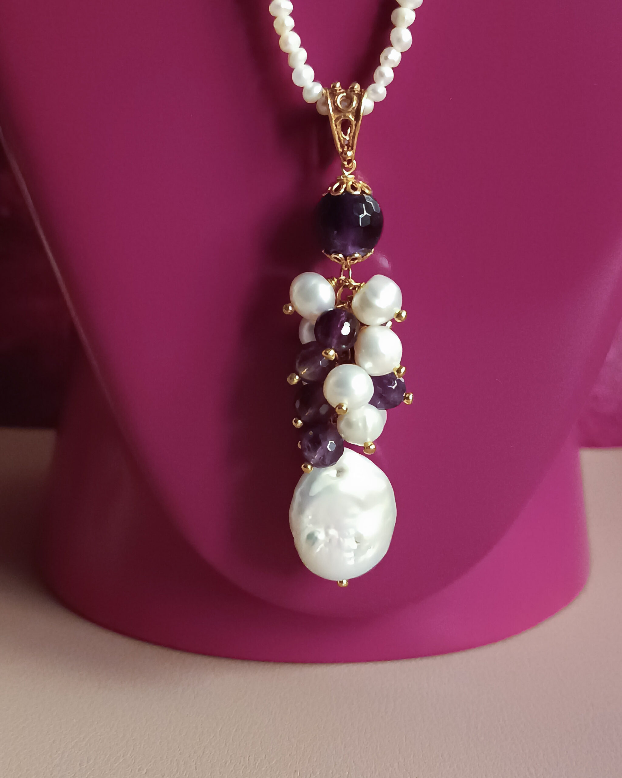 Long Necklace with Freshwater Pearls and Amethyst Stones - Image 4