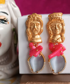 Alternative view of Orecchini a Goccia con Occhio di Gatto Grigio e Corallo Bambù Rosa