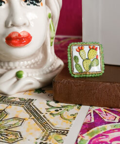 Anello siciliano quadrato con mattonella in ceramica di caltagirone