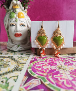 Orecchini chandelier con cuori sacri 1