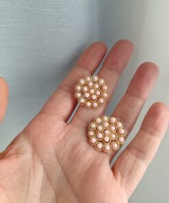 Orecchini al lobo con corallo rosa 3