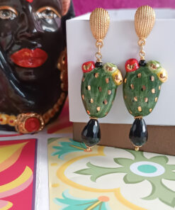 Orecchini siciliiani con fichi d'india in ceramica di caltagirone e onice nero a goccia 3