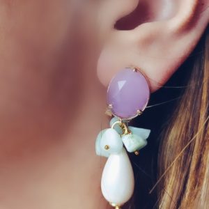 Orechini di perle a goccia con amazzonite e occhio di gatto rosa