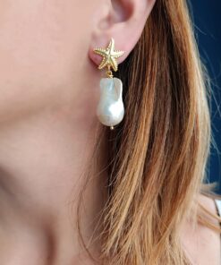 Alternative view of Orecchini Sposa in Argento 925 Placcato Oro con Perle Barocche e Stelle Marine