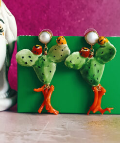 Orecchini siciliani con fichi d'india in ceramica di caltagirone e corallo rosso 3