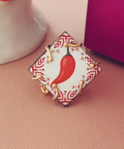 Anello siciliano con mattonella in ceramica di caltagirone con peperoncino