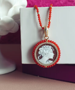Collana corallo rosso con cammeo conchiglia di torre del greco