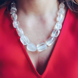 Collana decollete con cristallo di rocca 1