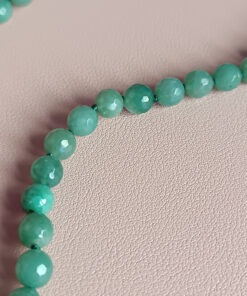 Collana lunga con giada verde e zirconi verdi 1