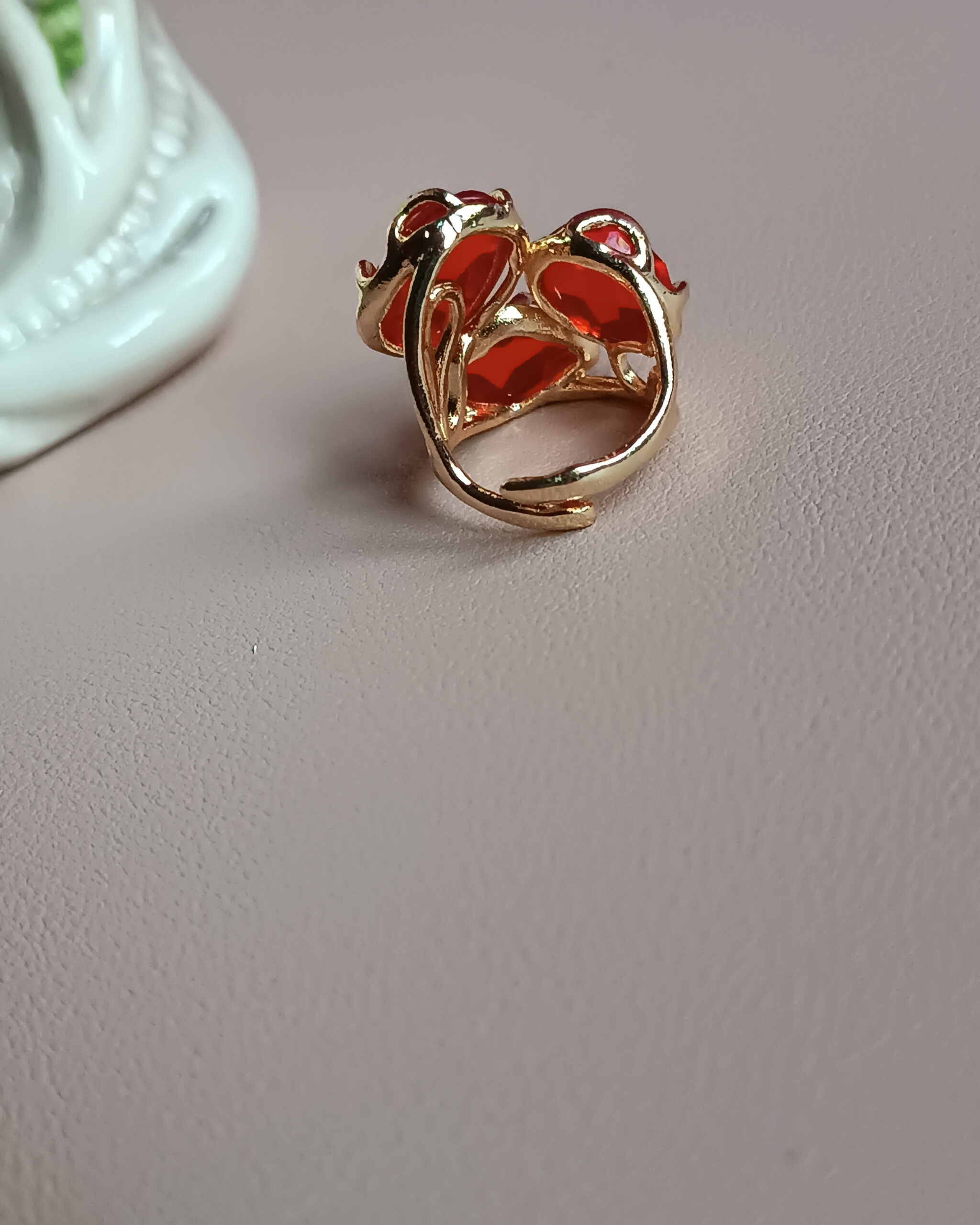 Anello in Ottone Triplo con Occhio di Gatto Rosso - immagine 3