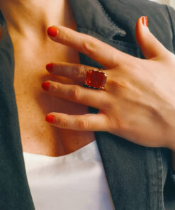 Anello rettangolare cristallo ambra 1