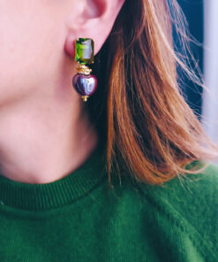 Alternative view of Orecchini SUGAR con Cuori in Ceramica e Cristalli Verdi