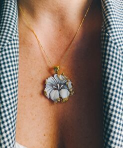 Collana a catena con ciondolo cammeo fiore