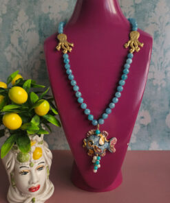 collana lunga siciliana con angelite e pesce in ceramica di caltagirone