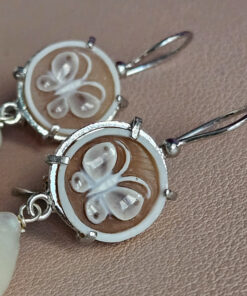 Alternative view of Orecchini Pendenti in Argento 925 con Cammei Conchiglia Smaltati