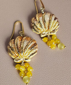 Alternative view of Orecchini Siciliani con Conchiglie in Ceramica di Caltagirone e Agata Gialla