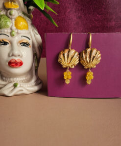 Orecchini Siciliani con Conchiglie in Ceramica di Caltagirone e Agata Gialla