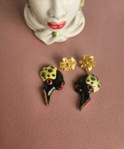 orecchini la mia africa con teste di donne in ceramica di caltagirone