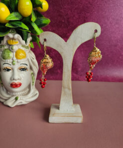 Alternative view of Orecchini Siciliani con Conchiglie in Ceramica di Caltagirone e Pietre Rosse
