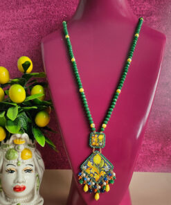 Collana Siciliana con Cristalli Verdi e Mattonelle in Ceramica di Caltagirone