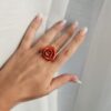 Anello con rosa rossa