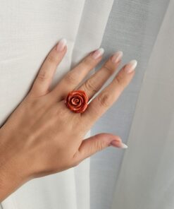 Anello con rosa rossa