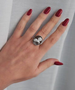 Anello ovale in argento 925 con cammeo unicorno