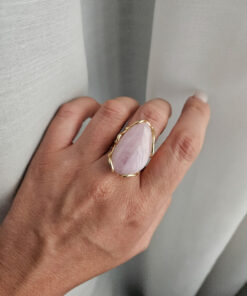 Anello ovale in argento 925 con kunzite naturale