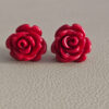 Orecchini al lobo con rose rosse
