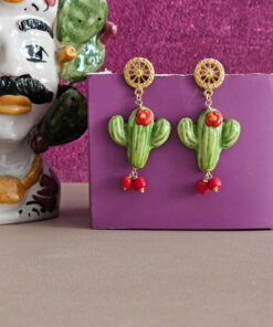 Orecchini siciliani con fichi d'india in ceramica di caltagirone e corallo rosso