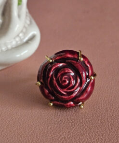 Anello con rosa in ceramica