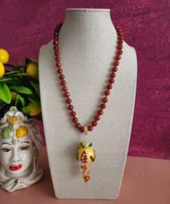 Collana decollete con corniola e melograno in ceramica di caltagirone