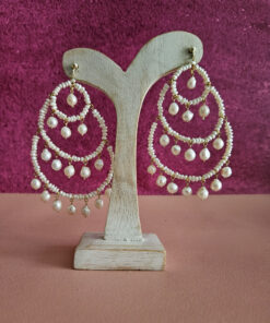 Orecchini chandelier con perle di fiume