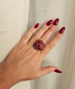 Anello con rosa in ceramica