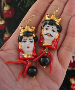 Alternative view of Orecchini Siciliani con Teste di Moro in Ceramica di Caltagirone Dipinta a Mano Onice e Corallo