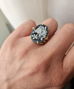 anello ovale con cammeo fiore agata nera
