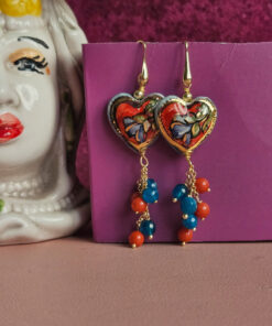 Orecchini pendenti con cuori in ceramica di caltagirone e agata
