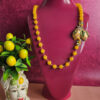 collana siciliana con giada gialla e limone in ceramica di caltagirone