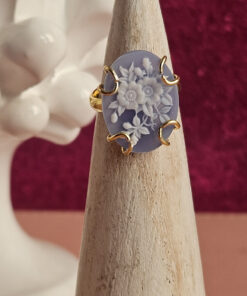 Alternative view of Floral Blue Cameo Ring