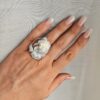 Anello in argento 925 con cammeo natività scolpito dalla conchiglia sardonica