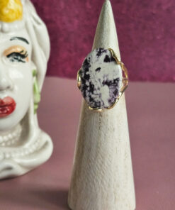 Anello piccolo ovale in argento 925 placcato oro con pietra naturale kammerite