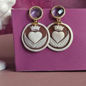 Orecchini pendenti con cammei cuore sacro e cristalli celesti